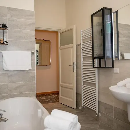 160mq 3br-2ba At 10m From Old Town By Kinguests Apartmán Como